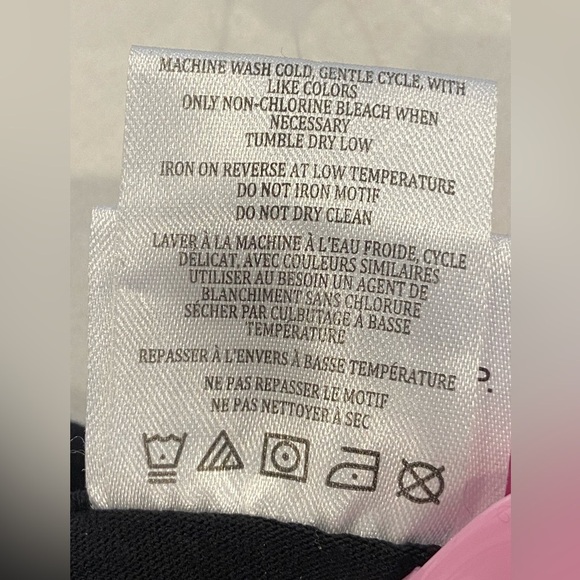 NWT You say grinch like it’s a bad thing women’s size XS - Picture 7 of 9